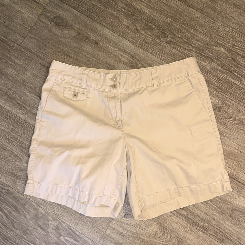 Ann Taylor loft size 6 shorts